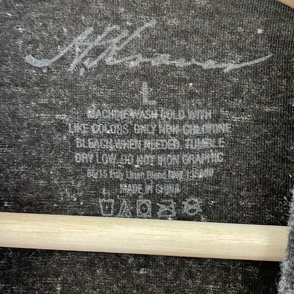 Kentucky Peerless Distilling t-shirt womens - Picture 3 of 3